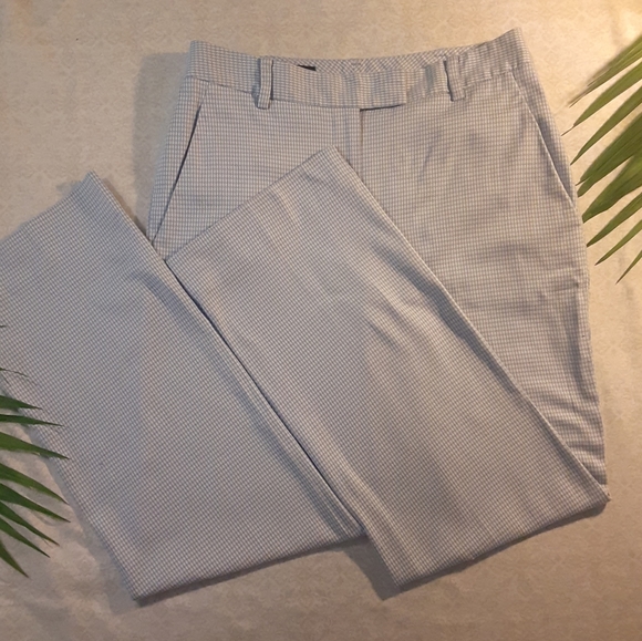 Brooks Brothers Classy - Picture 6 of 14